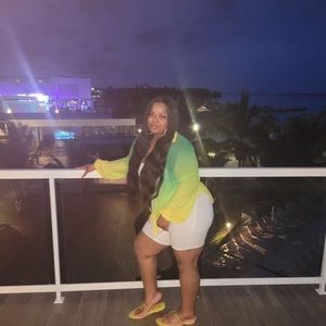 Meet your Posher, Crystal